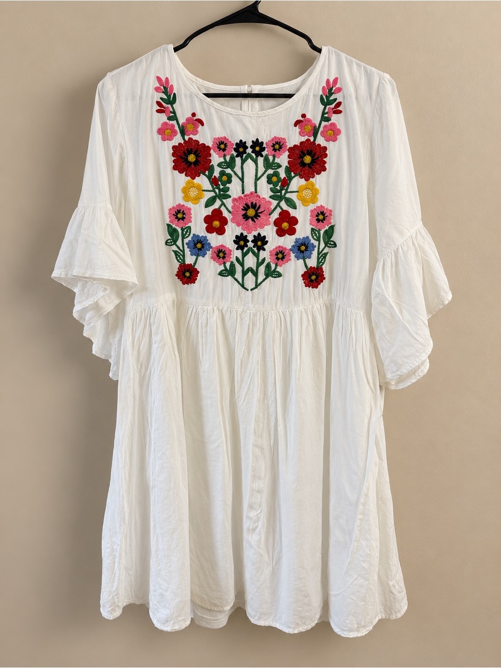 SHEIN White Floral Embroidered Peasant Tunic